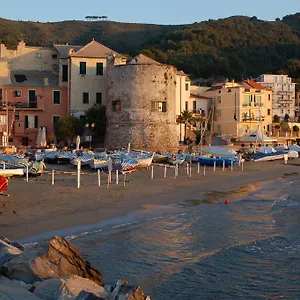 https://hotel-meuble-corallo.hotelitalianriviera.com